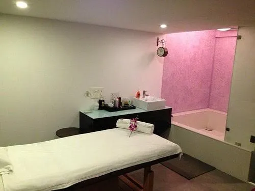 Comfort Spa-Massage Spa In Paharganj | Massage Center In Paharganj | Massage Service In Paharganj