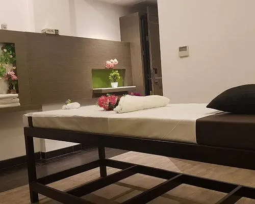 Comfort Spa-Massage Spa In Paharganj | Massage Center In Paharganj | Massage Service In Paharganj