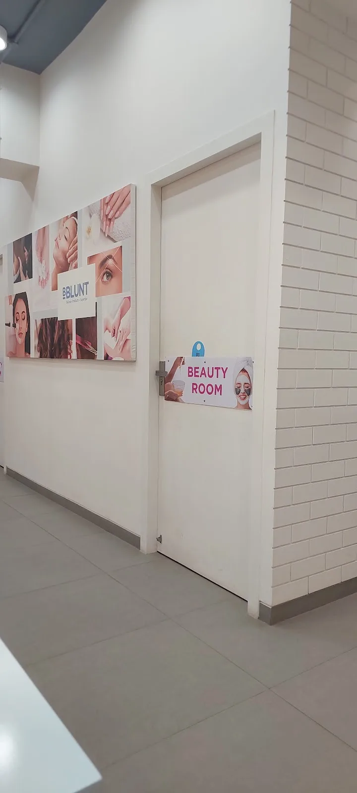 BBLUNT Salon - Malad West, Mumbai