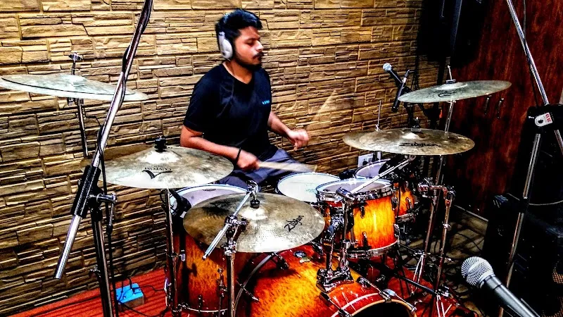 Oviya Studios