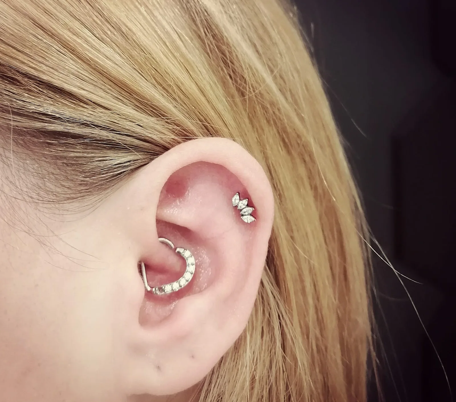 Max & Sam Needles SALON PRIVE (SUR RDV UNIQUEMENT) Tattoo, Piercing, maquillage permanent, ligne fine