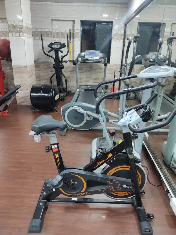 QUEENS FITNESS