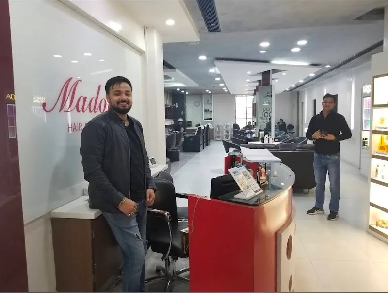 Madonna Salon