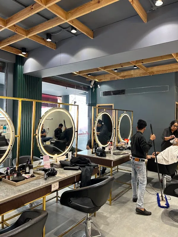 Madonna Salon