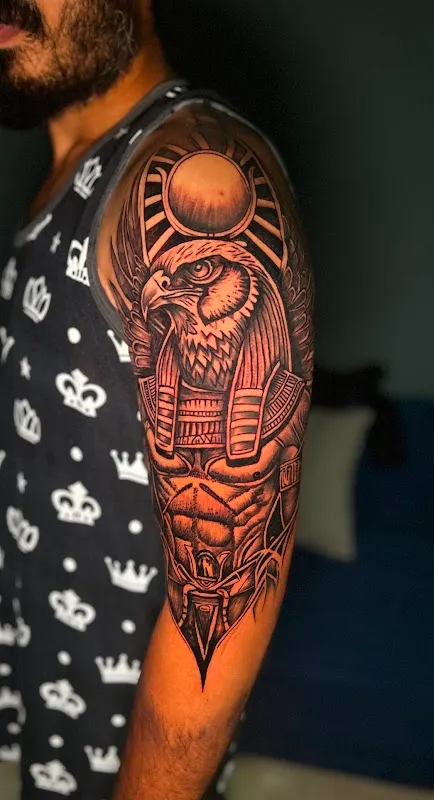Alien tattoo studio