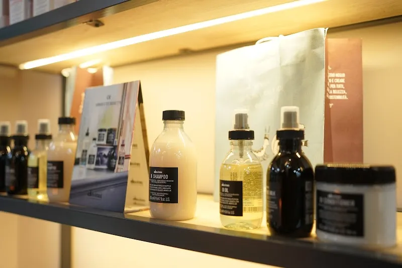 Adora Hair Cafe & Beauty salon