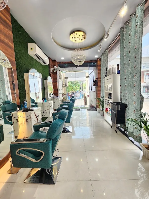Glames Studio