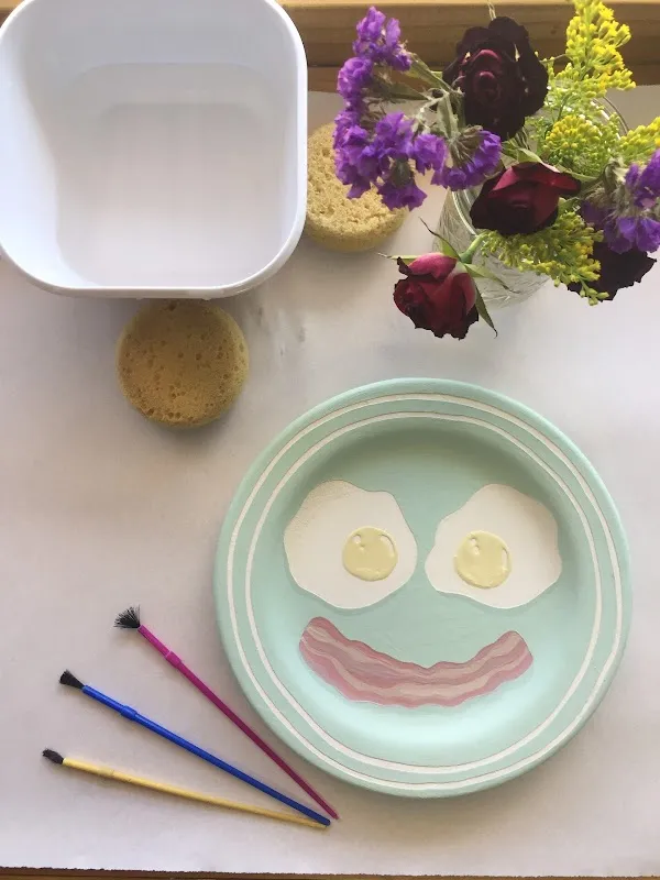 Cafe Monet Art and Clay Studio