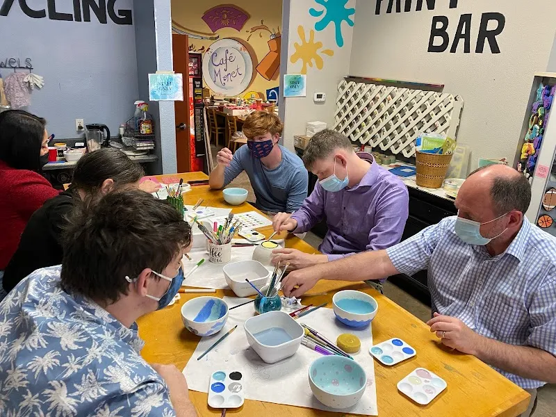Cafe Monet Art and Clay Studio