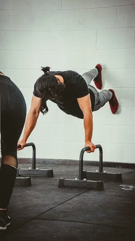 HANG FIT STREET WORKOUT STUDIO