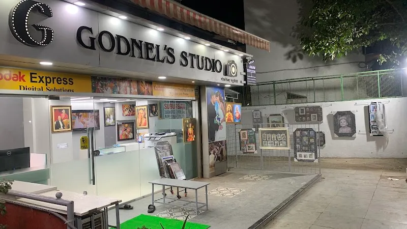 Godnel's Studio