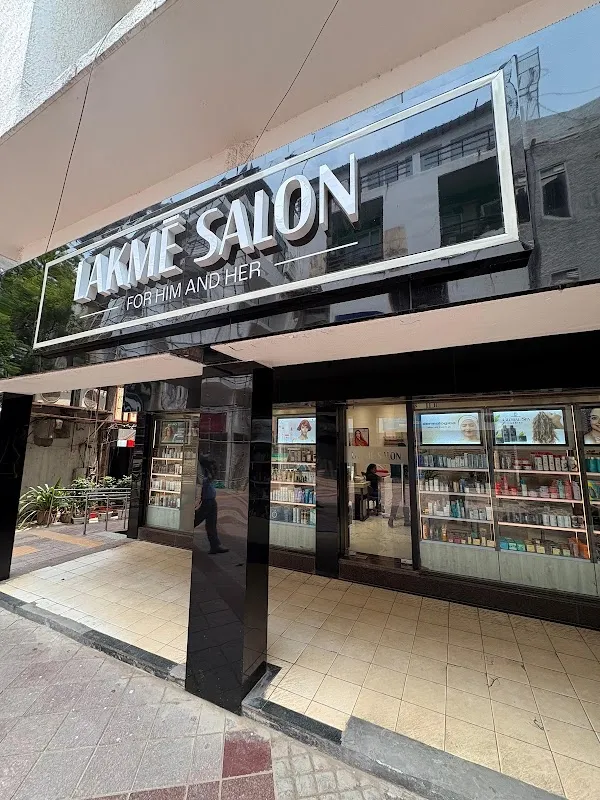 Lakme Salon For Him and Her in Vasant Vihar,Delhi