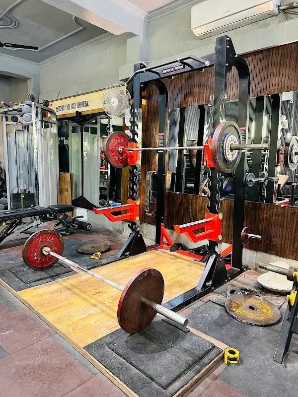PULSE FITNESS | BEST GYM IN TILAK NAGAR