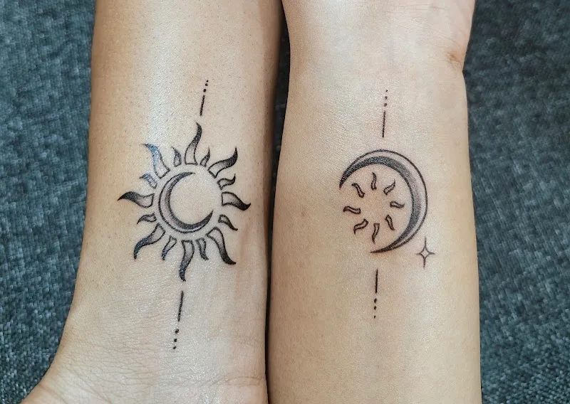 Hunter Tattoo And Piercing