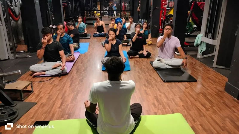 TRISHAKTI MINDFULNESS YOGA