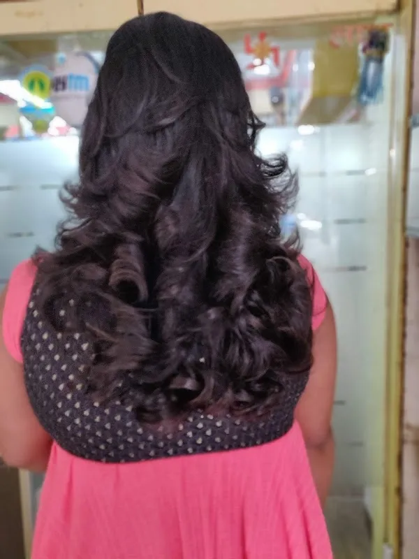Malhar Beauty Salon