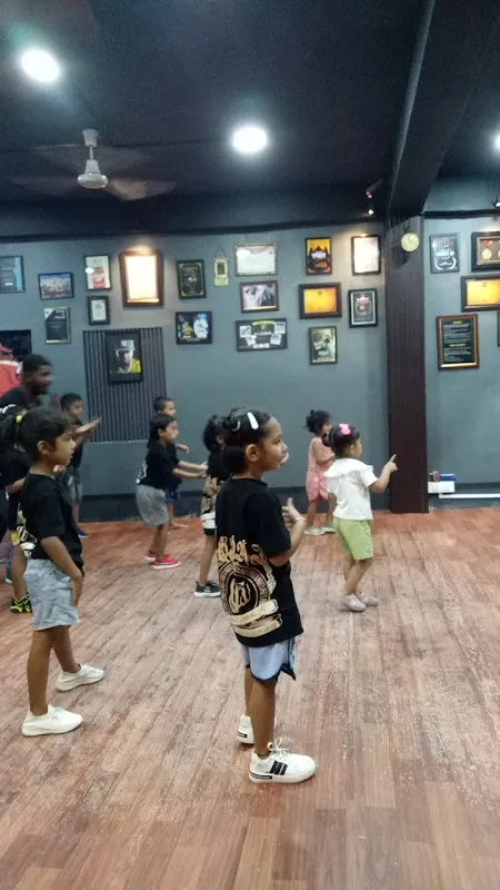 ZORDAN DANCE COMPANY