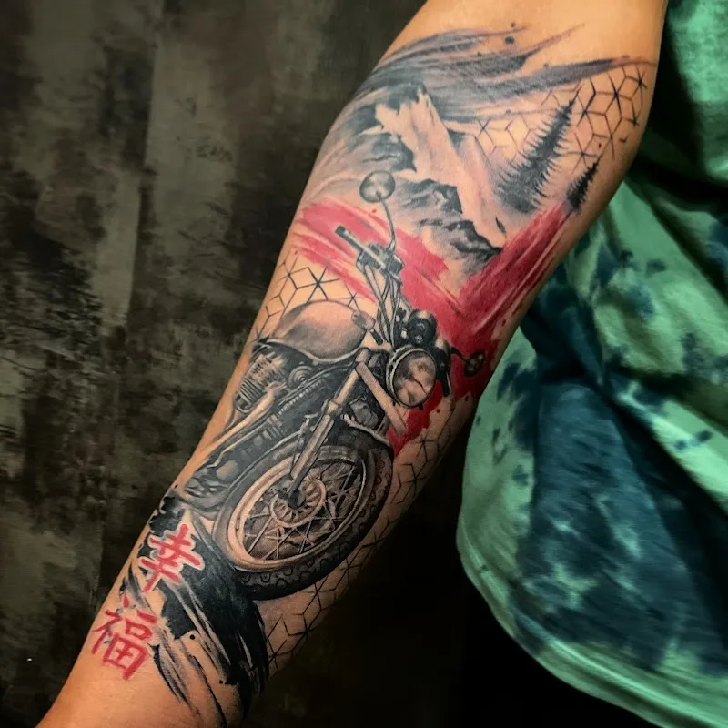 AMI Tattoos (Freelance slots open!)