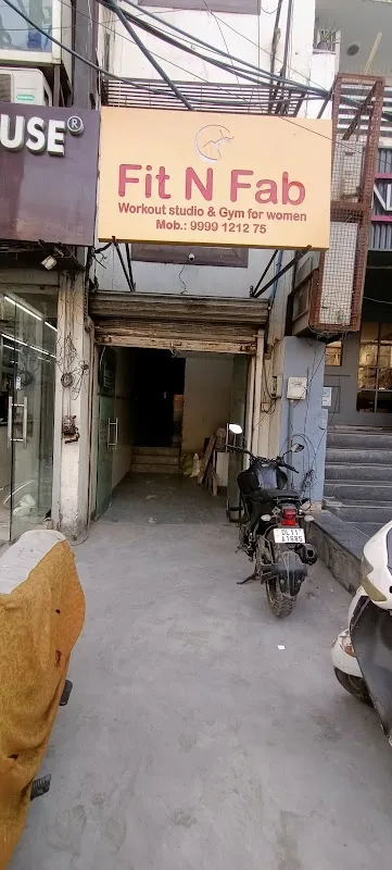 Fit N Fab | Dance Classes & Fitness Center in Pitampura