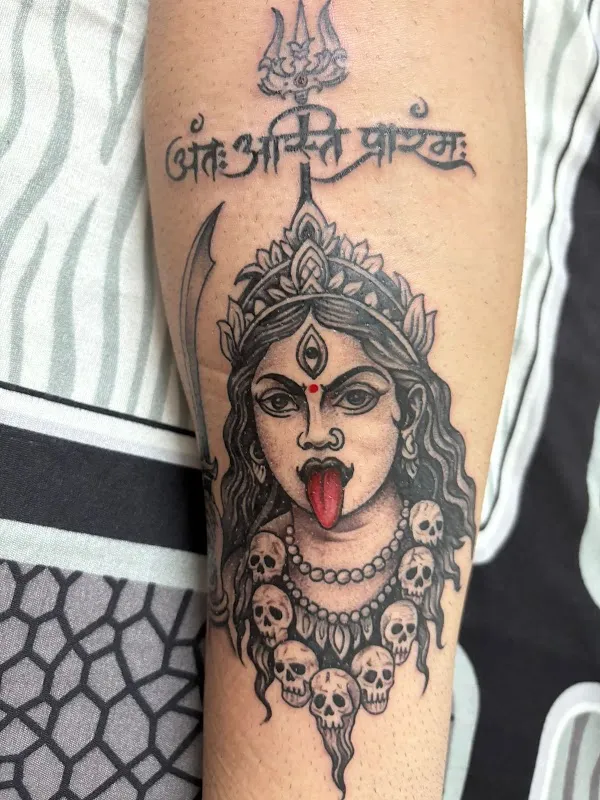 TATTOO HOUSE STUDIO-Tattoo Studio in cp-Tattoo shop in cp- Tattoo artist in cp-tattoo studio in delhi-tattoo shop in delhi
