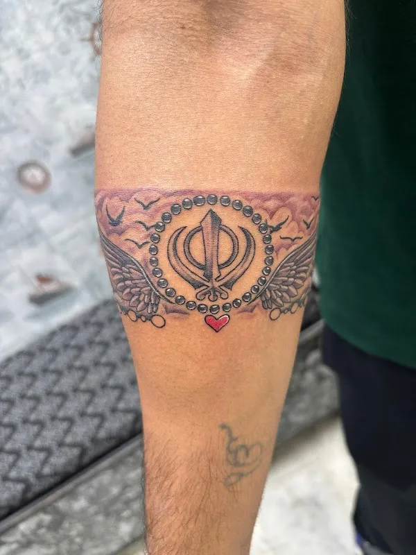 TATTOO HOUSE STUDIO-Tattoo Studio in cp-Tattoo shop in cp- Tattoo artist in cp-tattoo studio in delhi-tattoo shop in delhi