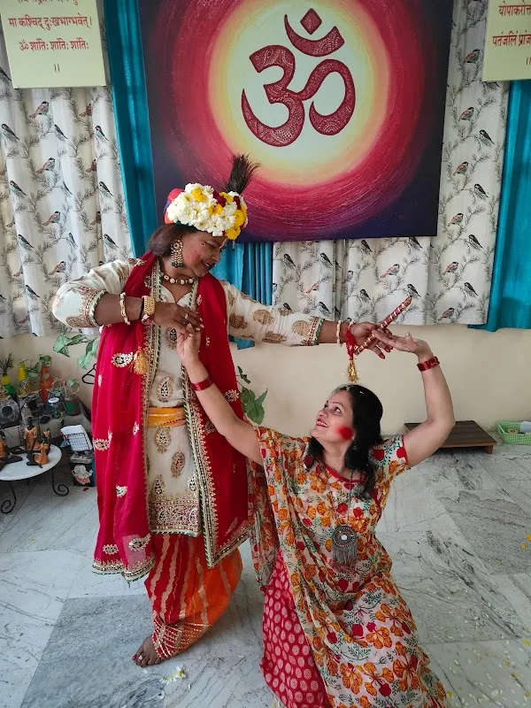 Yog Sadhna Kendra &therapeutic center