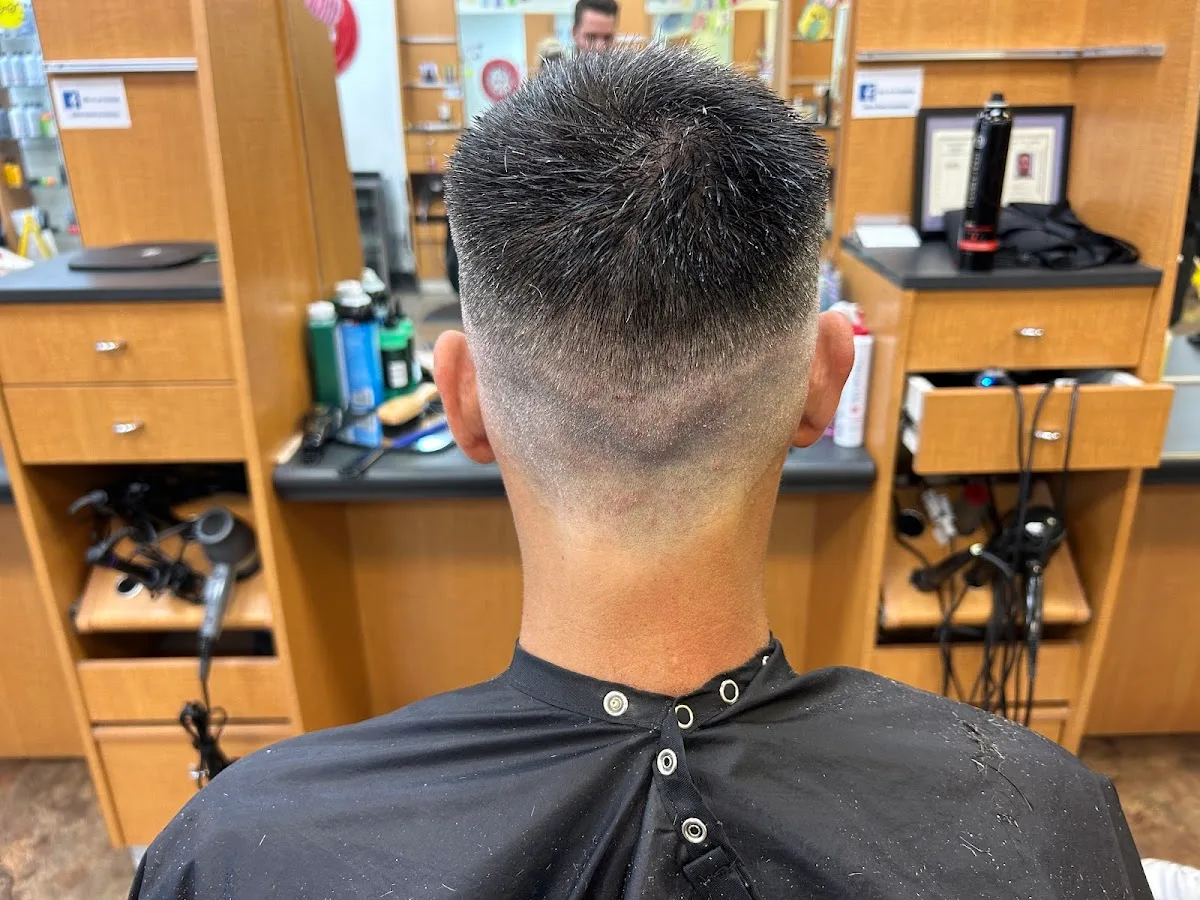 Fantastic Sams Cut & Color