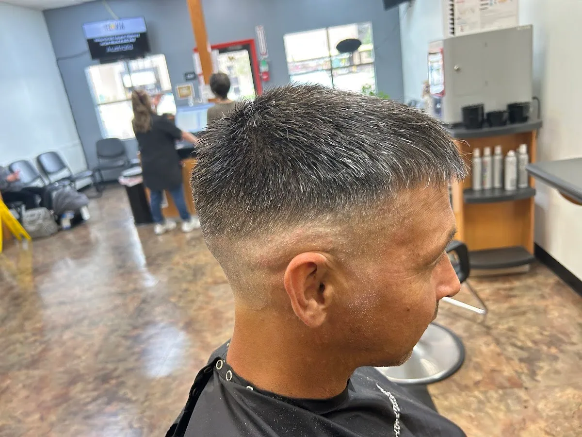 Fantastic Sams Cut & Color