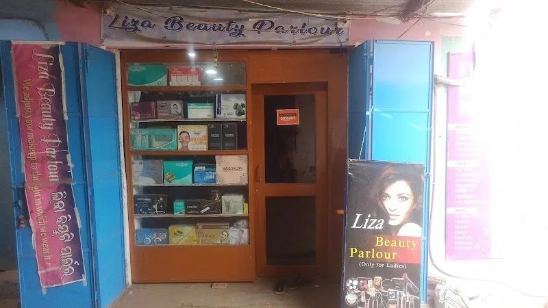 liza beauty parlour