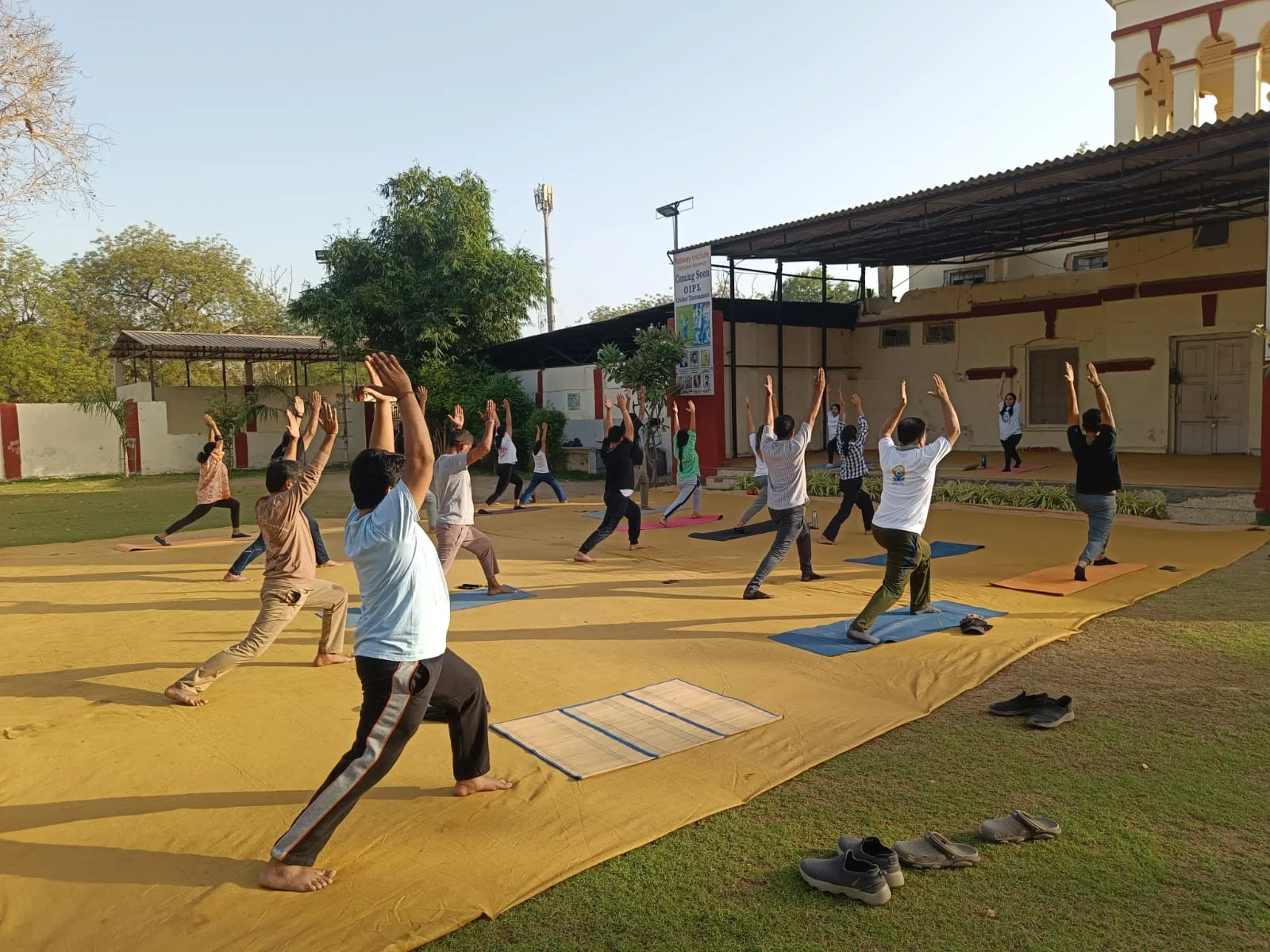YOGIZ Yog wellness