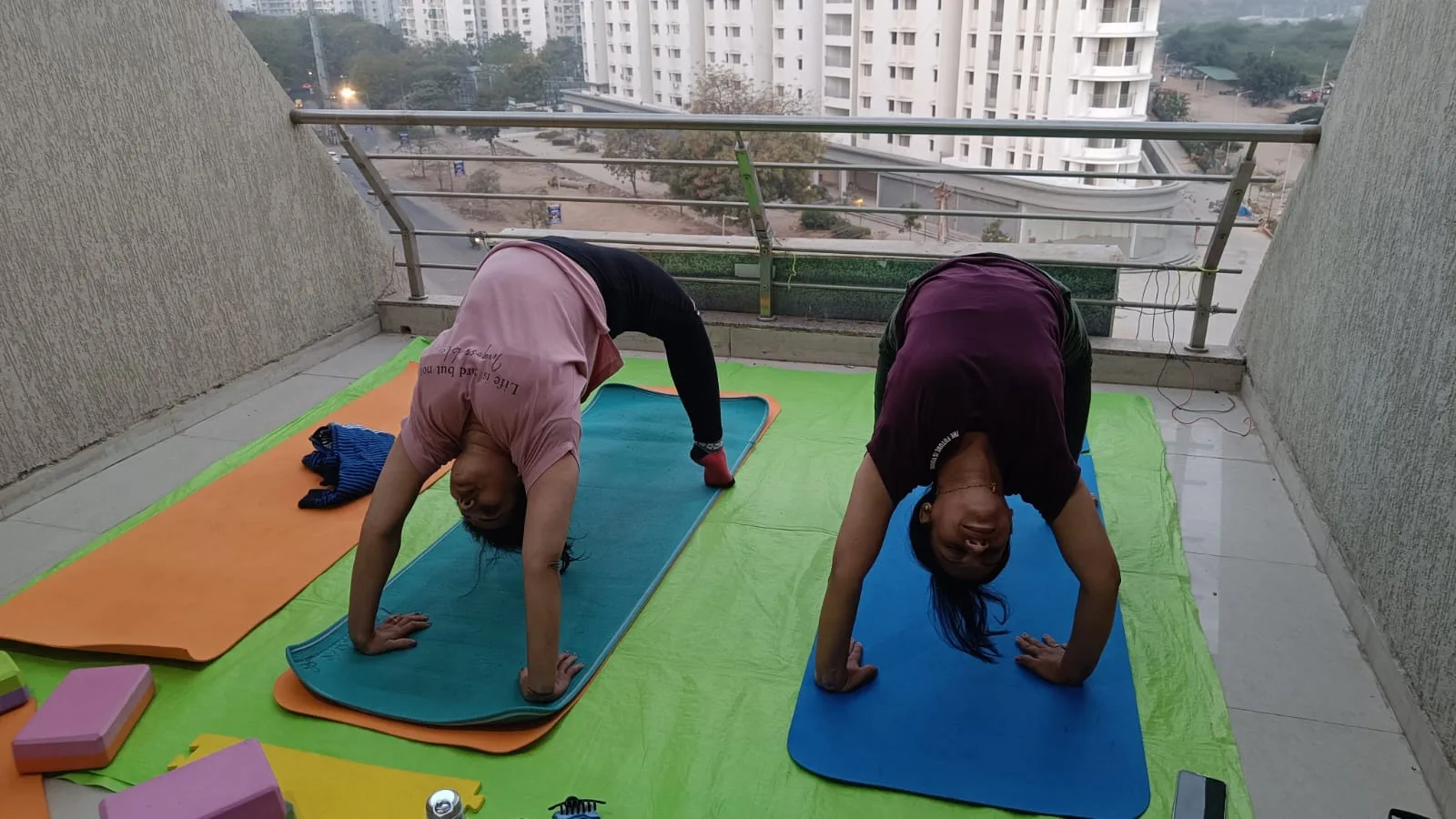YOGIZ Yog wellness