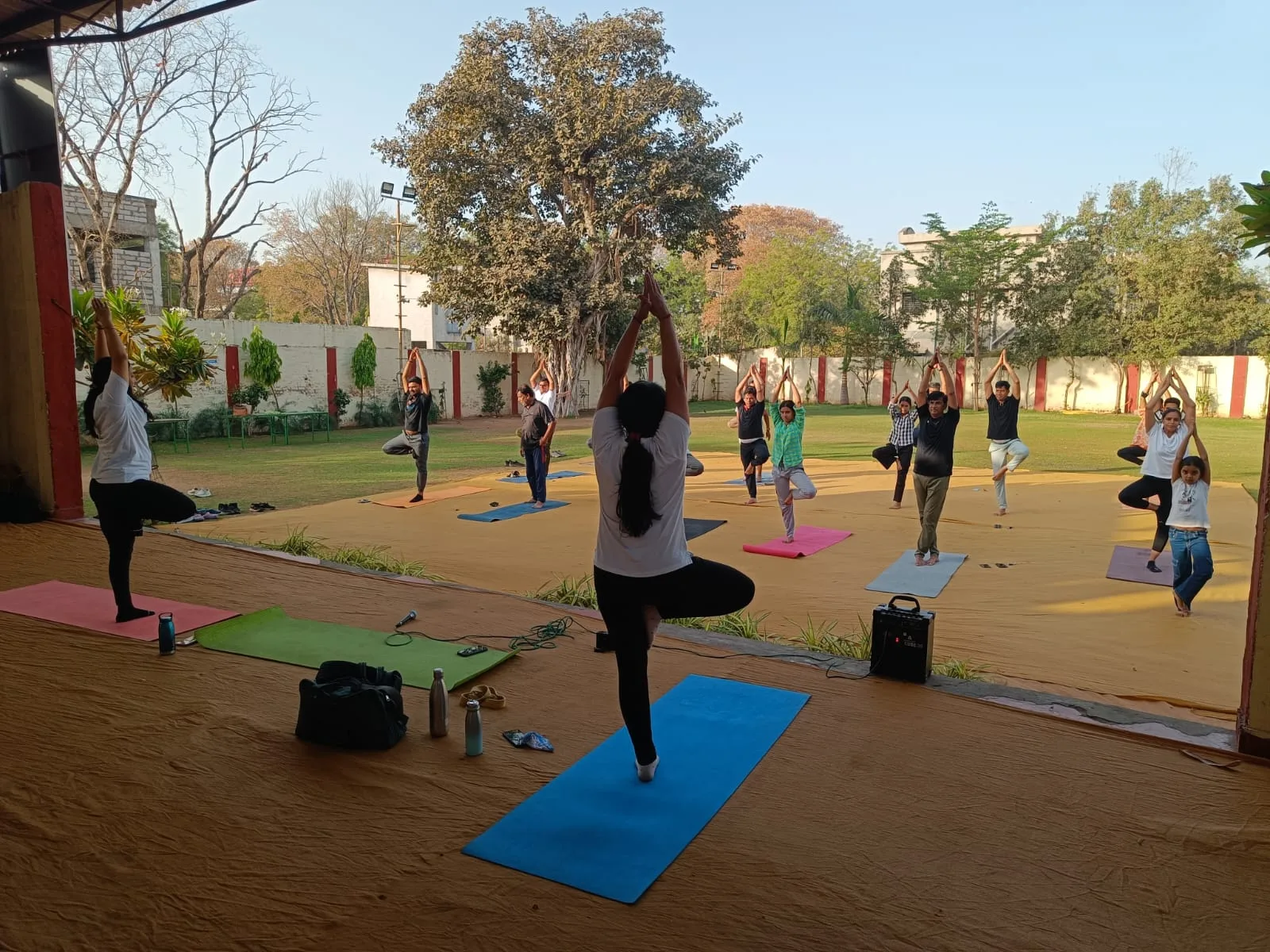 YOGIZ Yog wellness