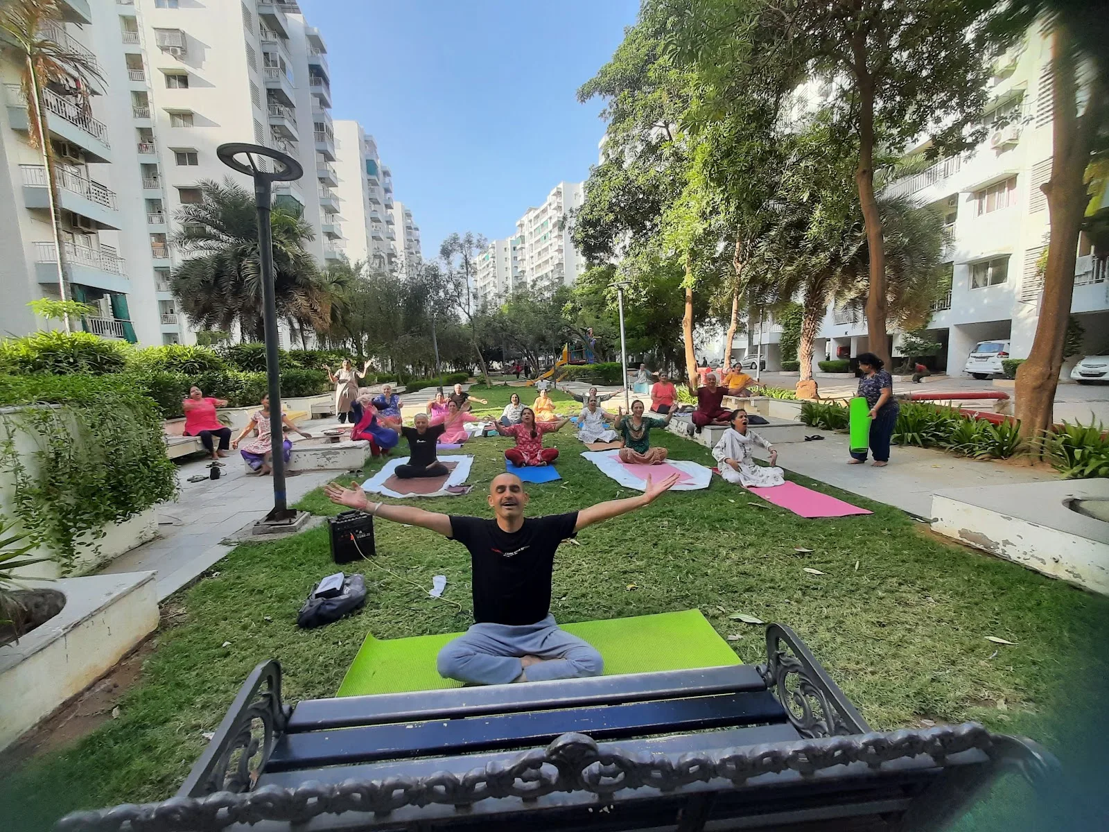 YOGIZ Yog wellness