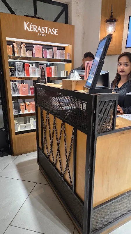 Enrich Salon Kandivali E Dattani Park