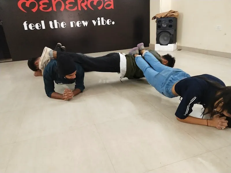 Dance Mehekma
