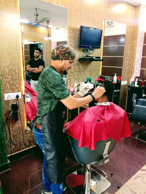 HE & SHE Unisex Salon