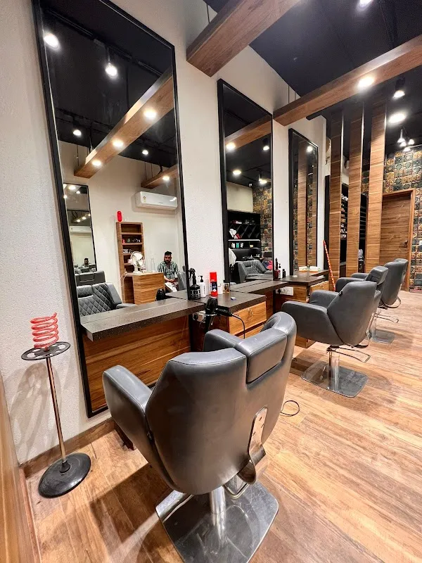 HE & SHE Unisex Salon