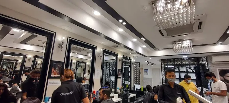 Trendz Salon Rajouri Garden - Best Unisex Salon for Makeup, Hair, Beauty, PMU & Nails