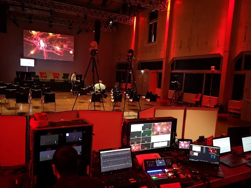 MGL Videoservices | LiveStreaming, Podcasts, Equipmentverleih, Teleprompter,...
