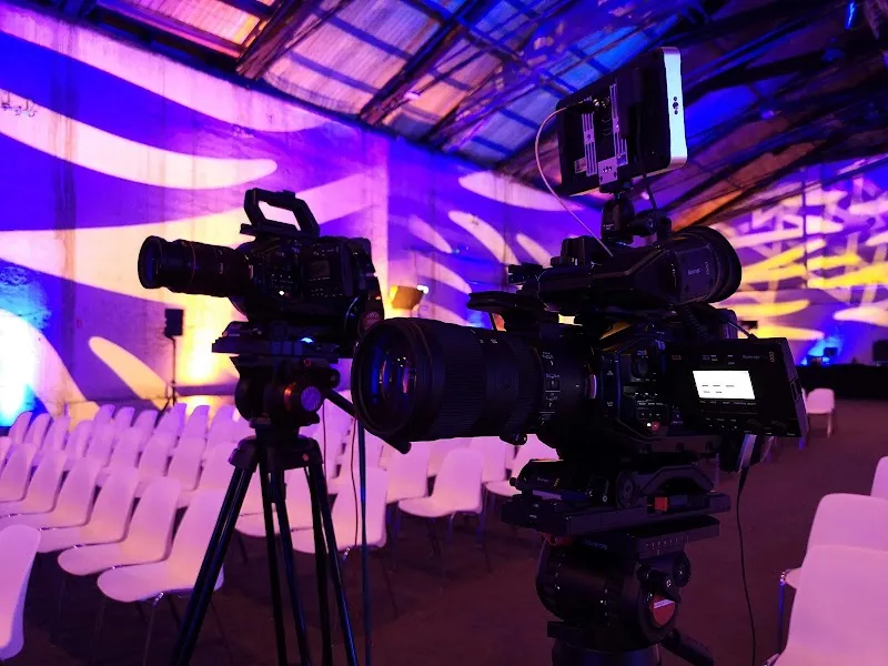 MGL Videoservices | LiveStreaming, Podcasts, Equipmentverleih, Teleprompter,...