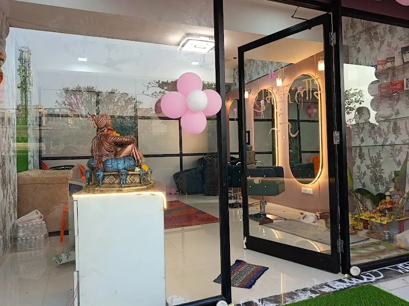 Shravani's Beauty Salon and Academy