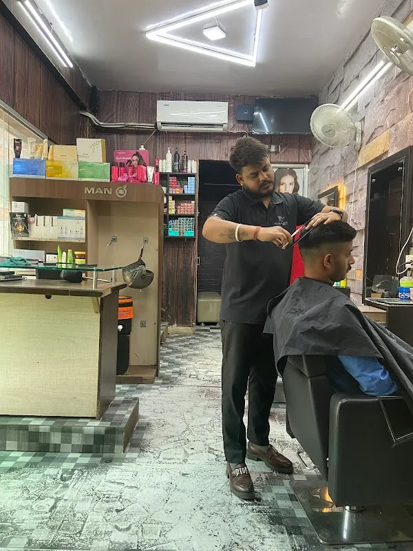 Aman's Salon