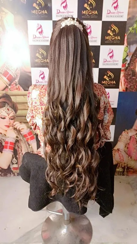 Dream Makeover Salon and Academy