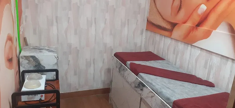 Hair artist & makeover salon
