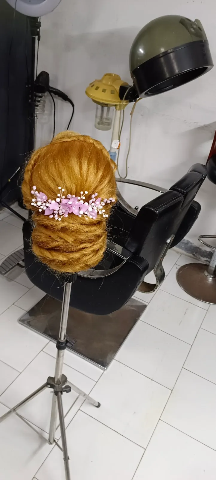 Sripali Beauty saloon - Best Bridal Makeup Artist in Chennai