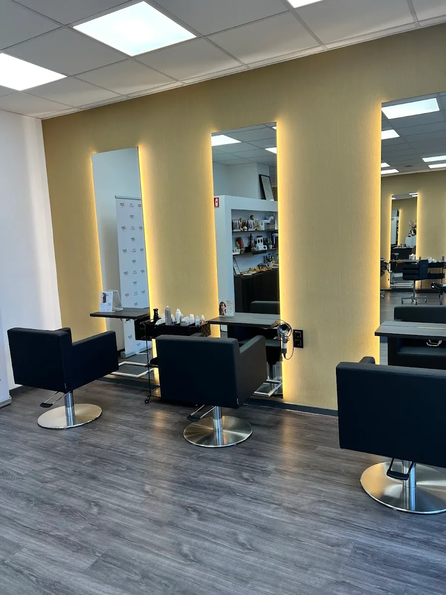 Beauty Lounge by Ana Correia