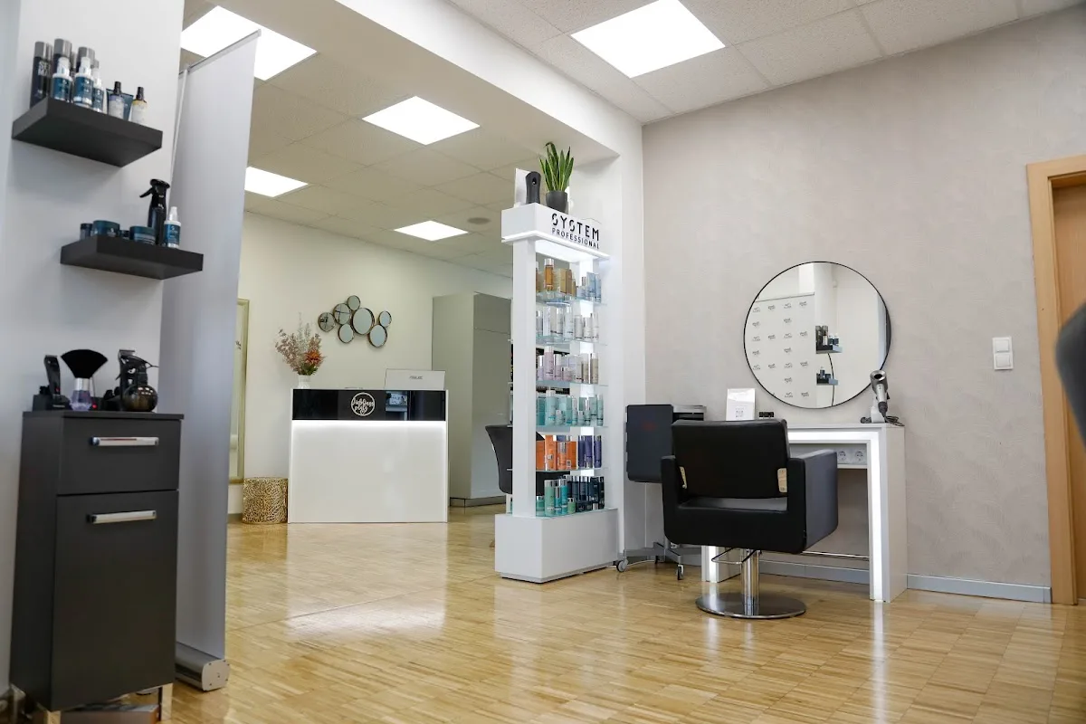 Beauty Lounge by Ana Correia