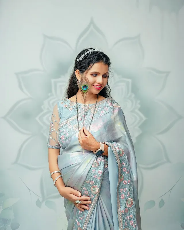 Prachi Photo Studio