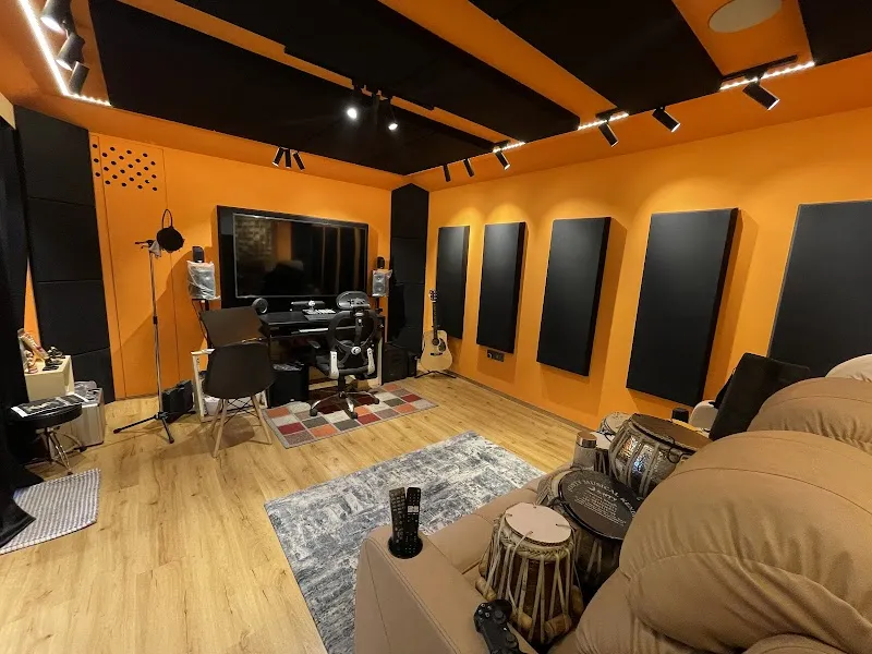 Studio 78 by HM Music