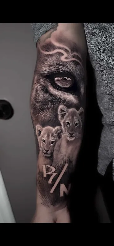 Ivan Muniz Tattoos